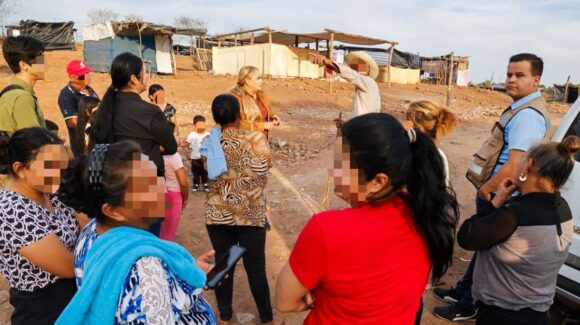 Gobierno de Sinaloa atiende a cinco familias que están en situación de desplazamiento en Culiacán, Sinaloa