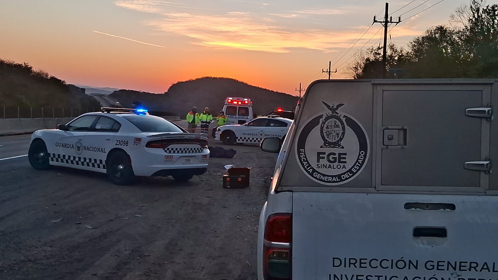 hallan cuerpo sin vida sobre la mazatlan culiacan