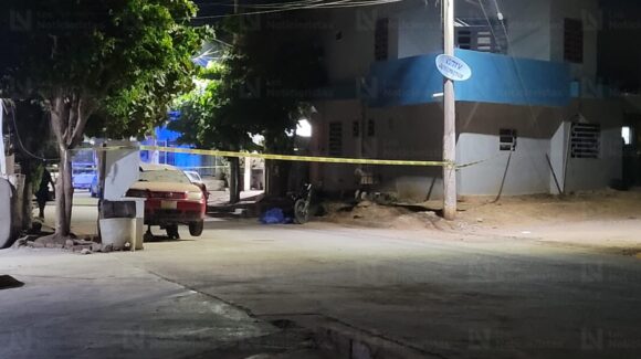 Ejecutan a un hombre a balazos en el fraccionamiento Hacienda de Urías, en Mazatlán, Sinaloa