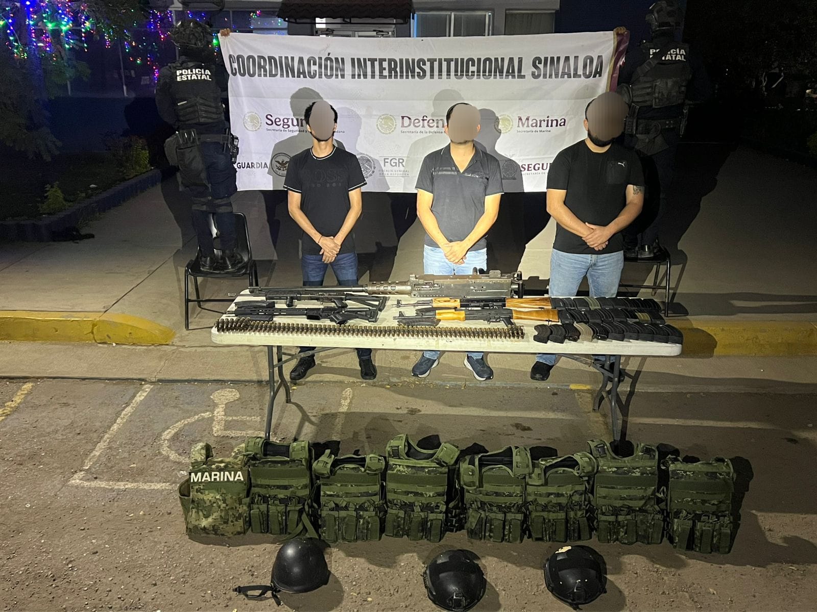 Hombres detenidos tras operativo en Monte Real, Culiacán, Sinaloa