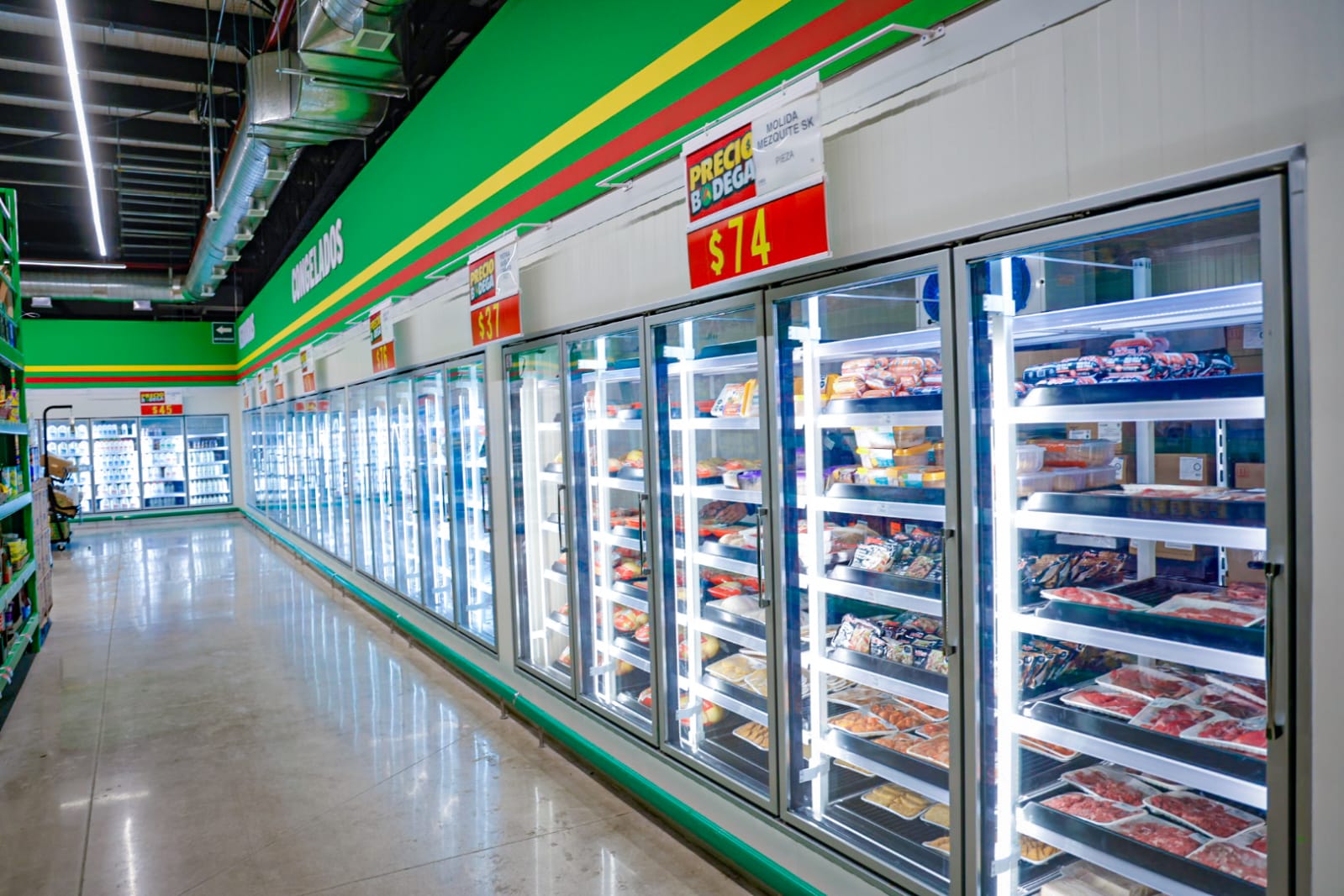 inauguran bodega aurrera en eldorado