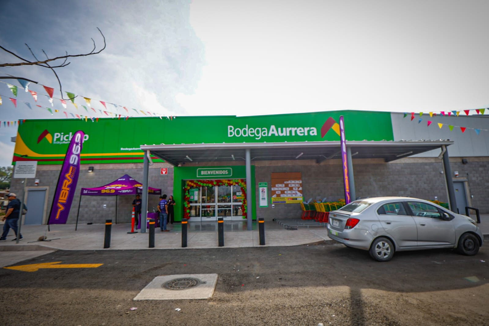 inauguran bodega aurrera en eldorado