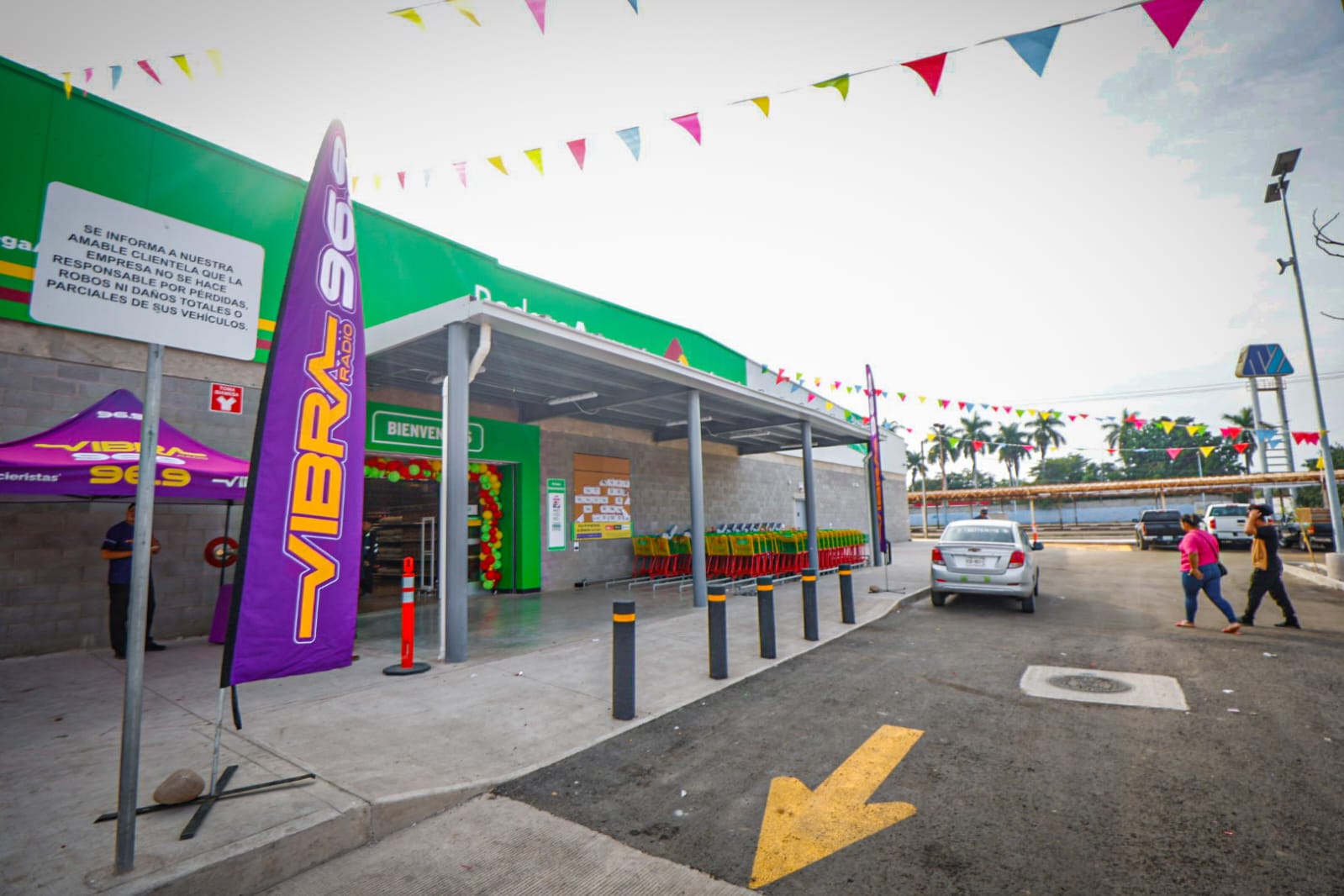 inauguran bodega aurrera en eldorado