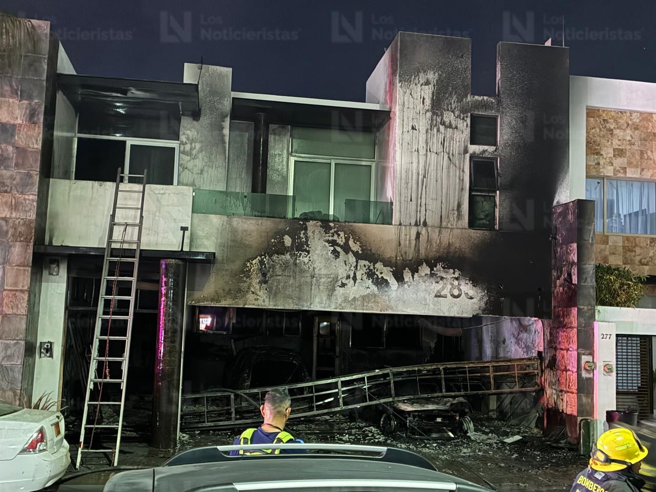 Incendian residencia cerca de la Fiscalía, en el sector Tres Ríos, en Culiacán