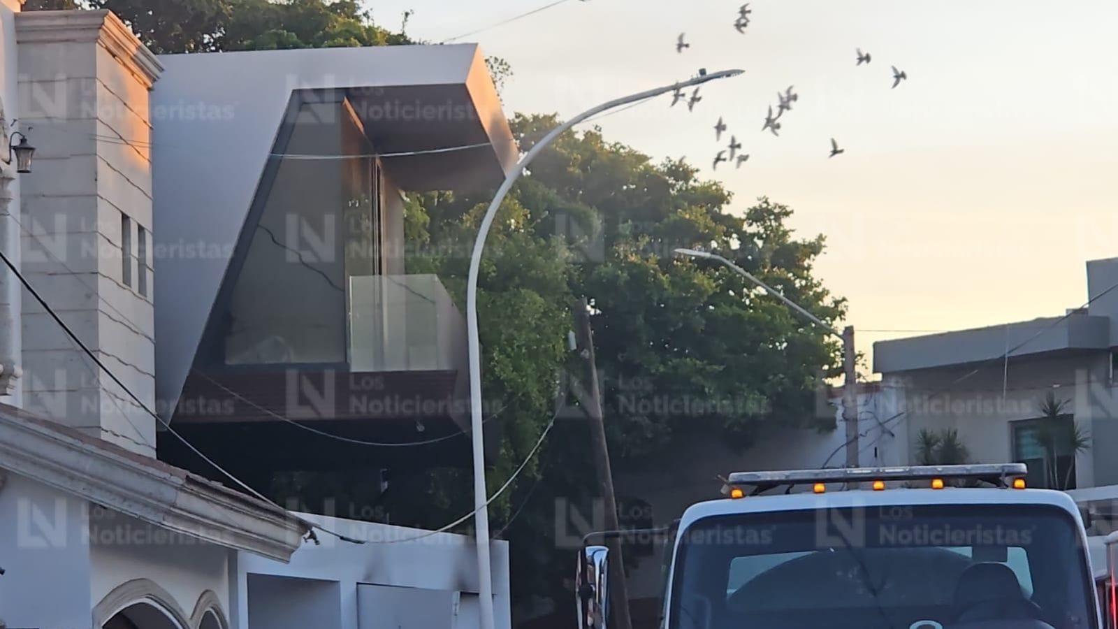 incendian una casa en la colonia chapultepec de culiacan