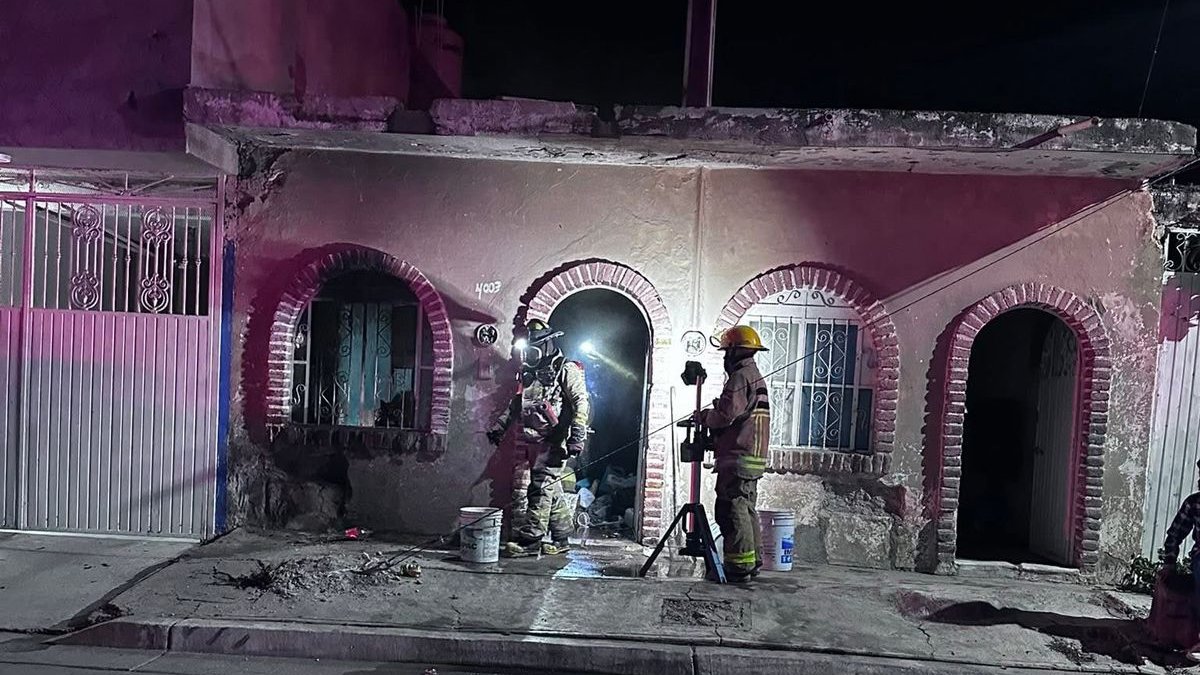 Bomberos apagan fuego en vivienda de la colonia Morelos de Mazatlán