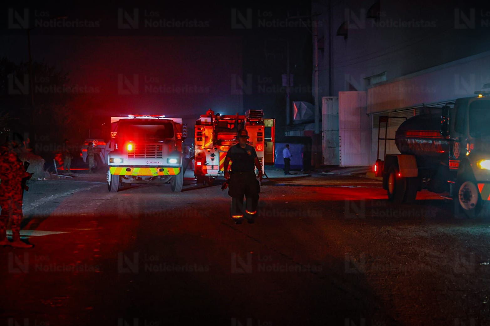Incendio en bodega del sector Feria Ganadera, en Culiacán
