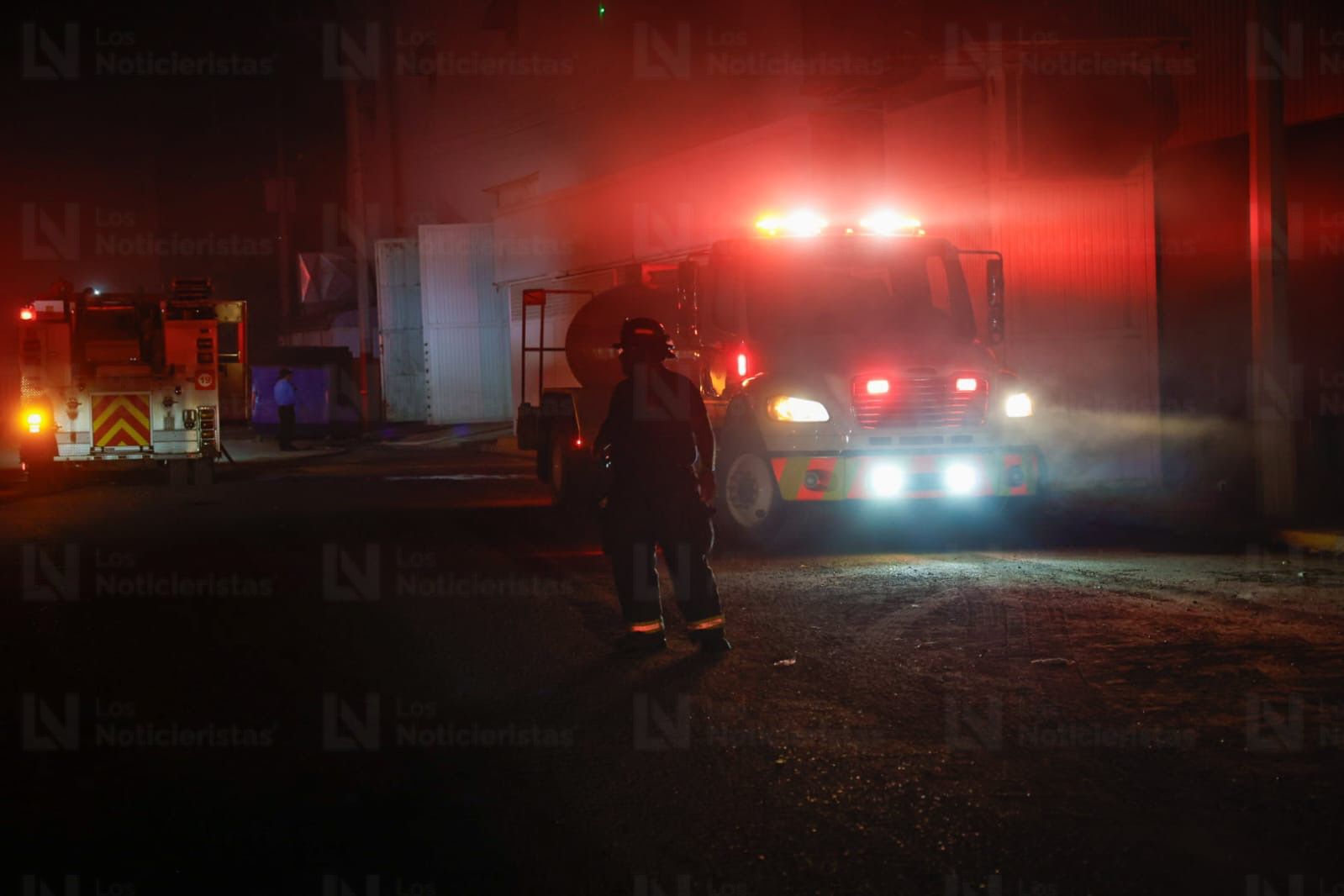 Incendio en bodega del sector Feria Ganadera, en Culiacán