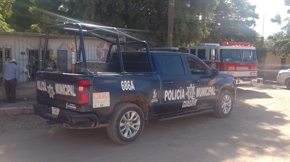 Incendio en domicilio de El Gallo de Limones, Guasave