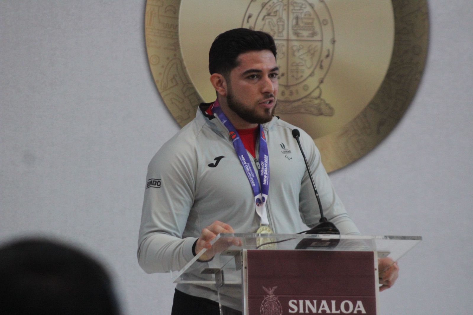 ISDE entrega estímulos económicos a medallistas