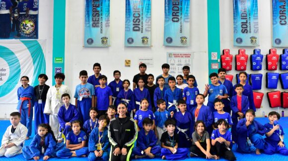 ISDE refrenda apoyo a deportistas de Fundación “Malala Academia”