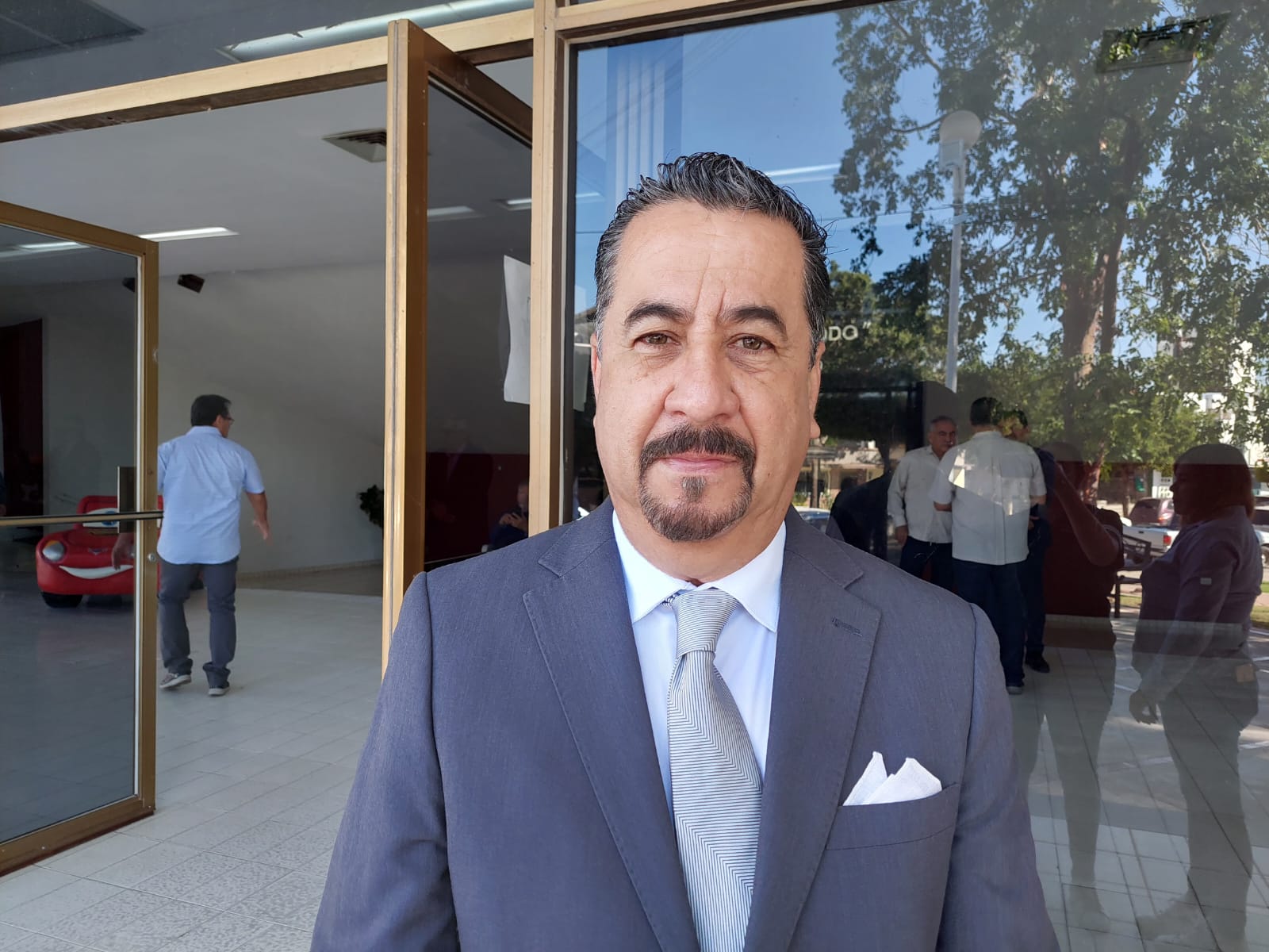 Reconocen a Omar Zepeda como Guamuchilense Distinguido 2026