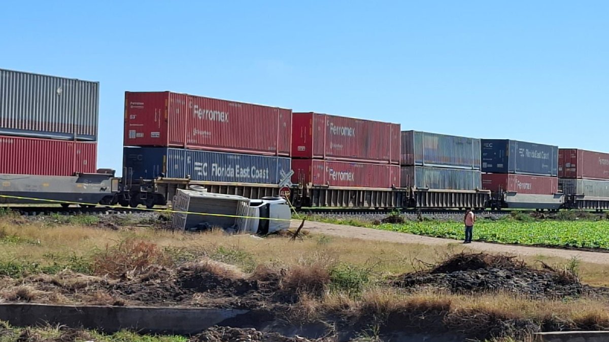 joven muere al intentar ganarle al tren en guasave