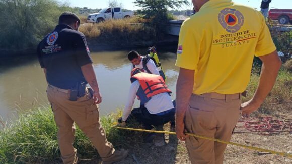 Joven de 16 años perdió la vida al caer en su moto a un canal en Guasave, Sinaloa