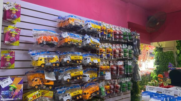 La tecnología redefine la Navidad en Guasave, Sinaloa: niños prefieren tablets y consolas sobre juguetes clásicos
