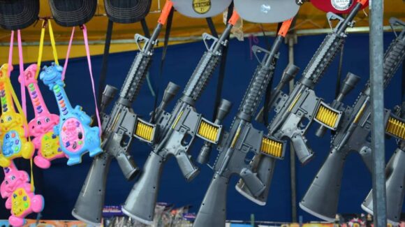 PVEM propone prohibir venta de juguetes bélicos en la CDMX para fomentar cultura de paz