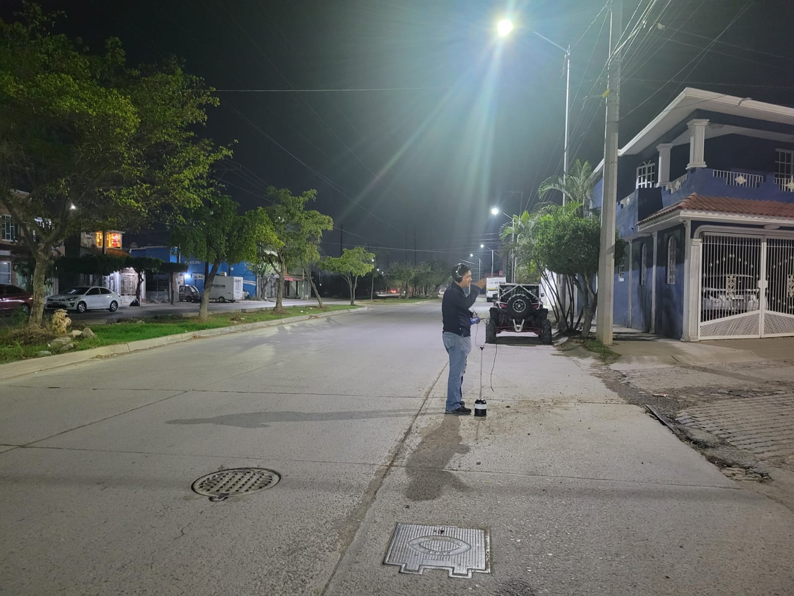 Despliega Jumapam operativo nocturno para localizar fuga de agua