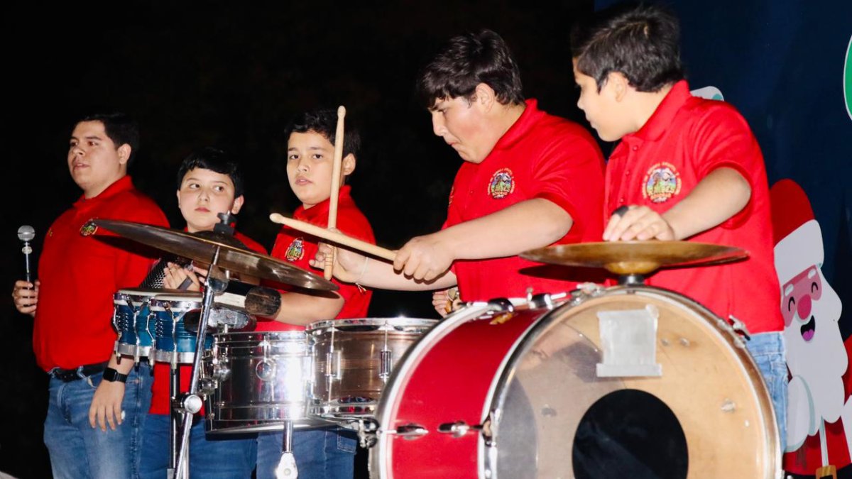 la magia de la navidad se vive en badiraguato banda