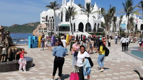A la expectativa de llegadas de último minuto para mejorar la ocupación hotelera en Mazatlán, Sinaloa: Asociación de Hoteles 3 Islas