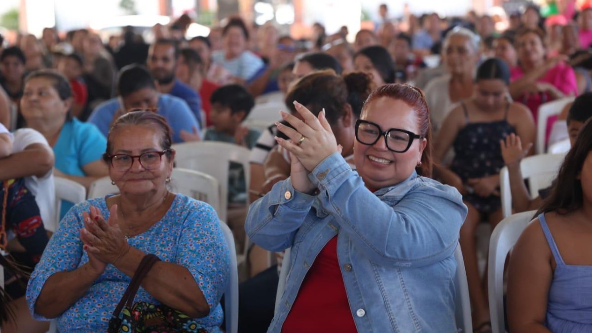lleva estrella palacios la posada navideña a la sindicatura de siqueros adultas