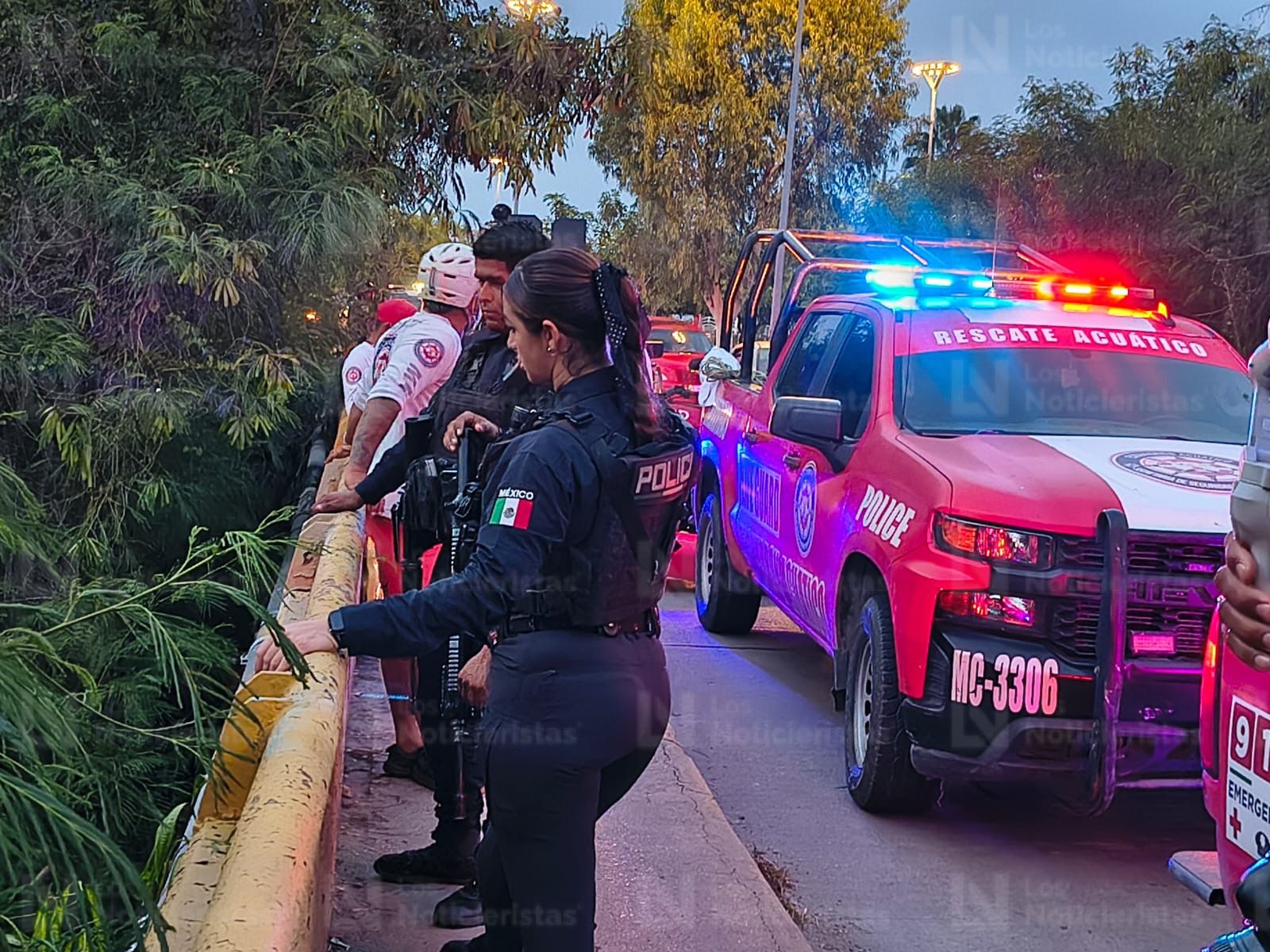 Localizan cuerpo sin vida en canal de la Av. Carlos Canseco de Mazatlán, Sin.