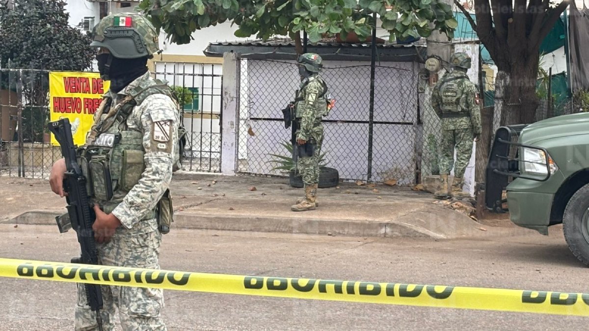 localizan un cuerpo envuelto en bolsas negras en la colonia libertad de culiacan sin