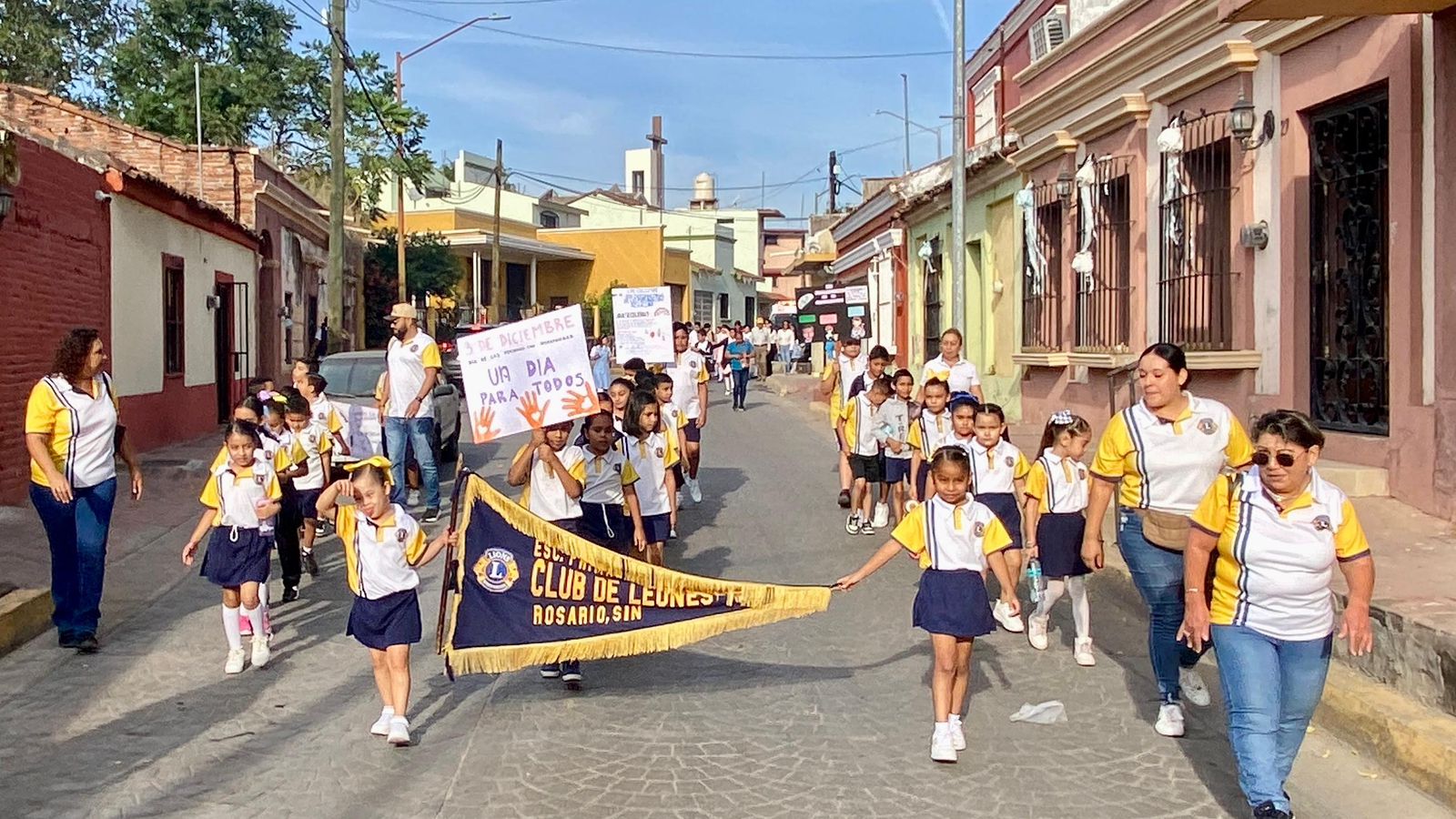 Marcha por el Día Internacional de la Discapacidad en Rosario, Sin.
