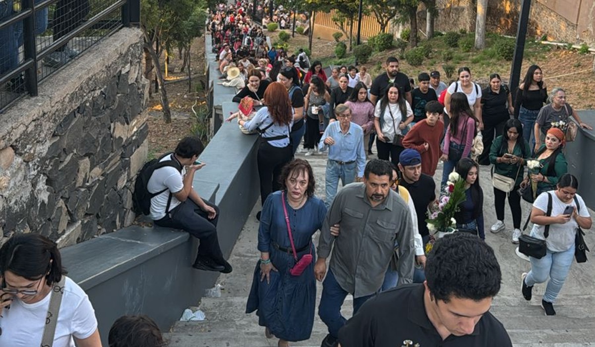 Feligreses abarrotan La Lomita por el Día de la Virgen de Guadalupe en Culiacán