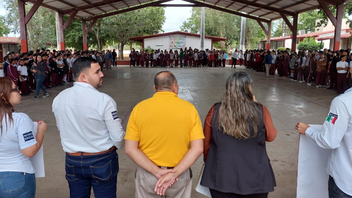 menores los que mas sufren accidentes por uso de pirotecnia en salvador alvarado