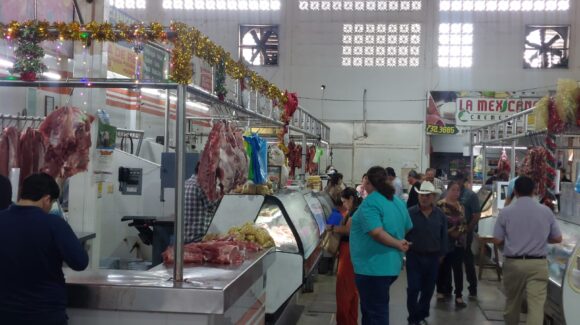 Menudo, tamales y convivencia familiar: así se preparan los alvaradenses para despedir el 2025