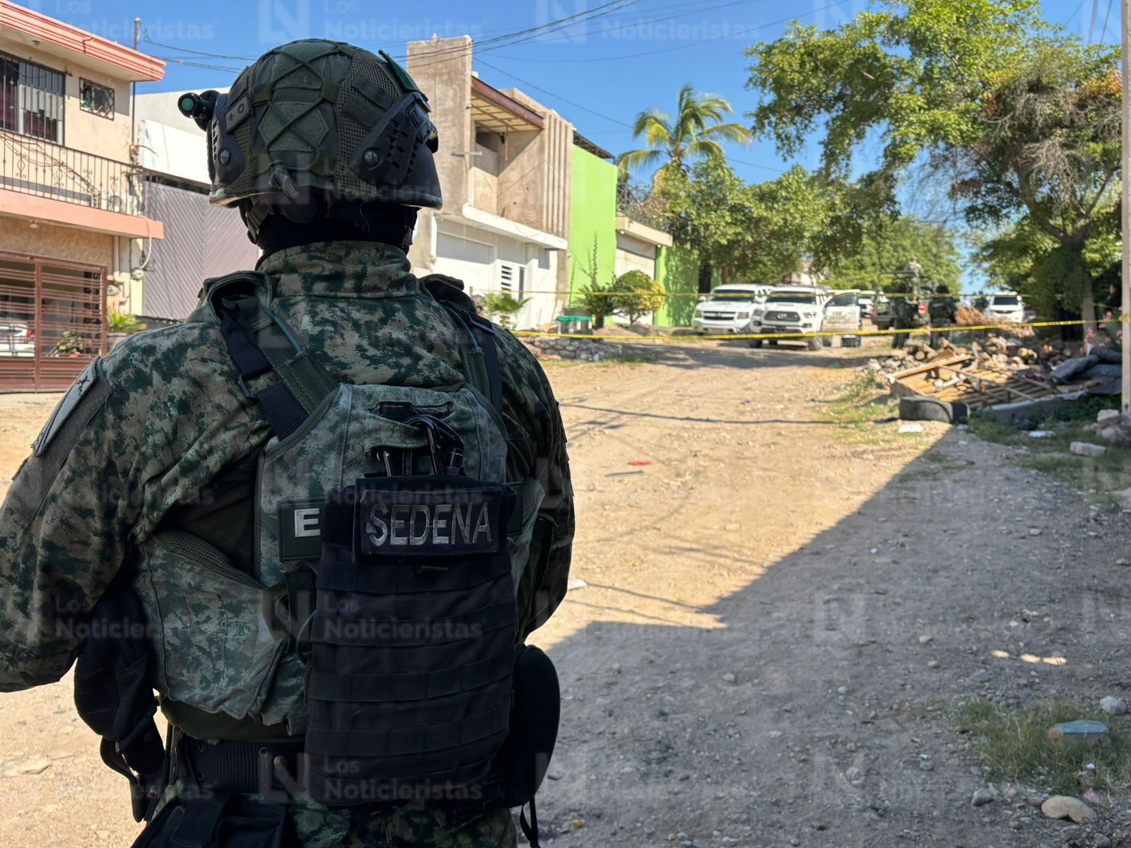 FGE y militares resguardan domicilio donde asesinaron a dos hermanos