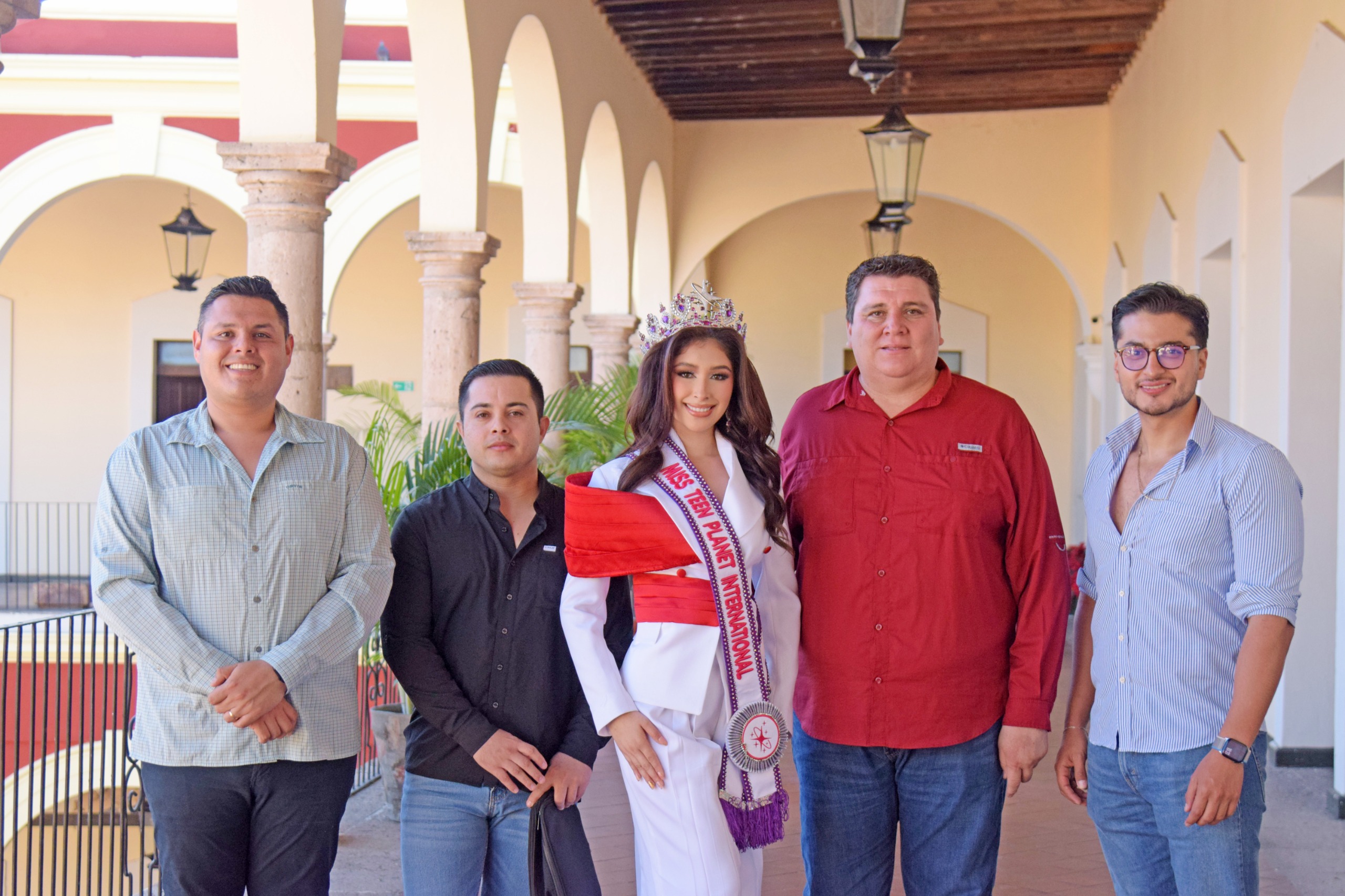 Camila Hernández, Alberto Lugo Gaxiola y Rafael Hernández Fernández