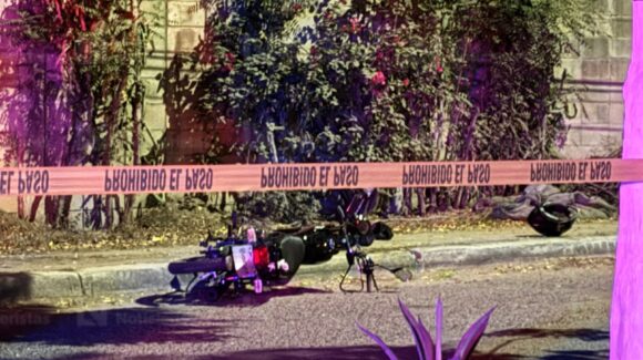 Asesinan a balazos a un motociclista en Rincón del Valle, en Culiacán, Sinaloa