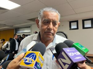  Noé Álvarez, presidente del módulo 2 del Distrito de Riego 076 en el Valle de El Carrizo 
