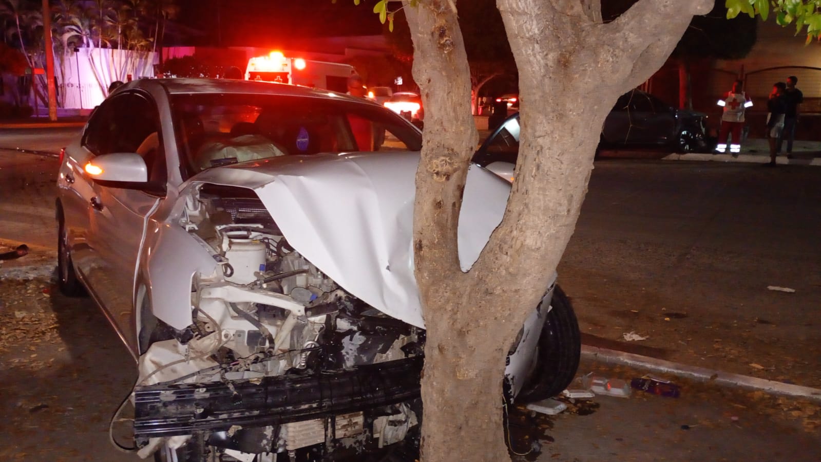 par de accidente ocurren en el centro de los mochis esta madrugada