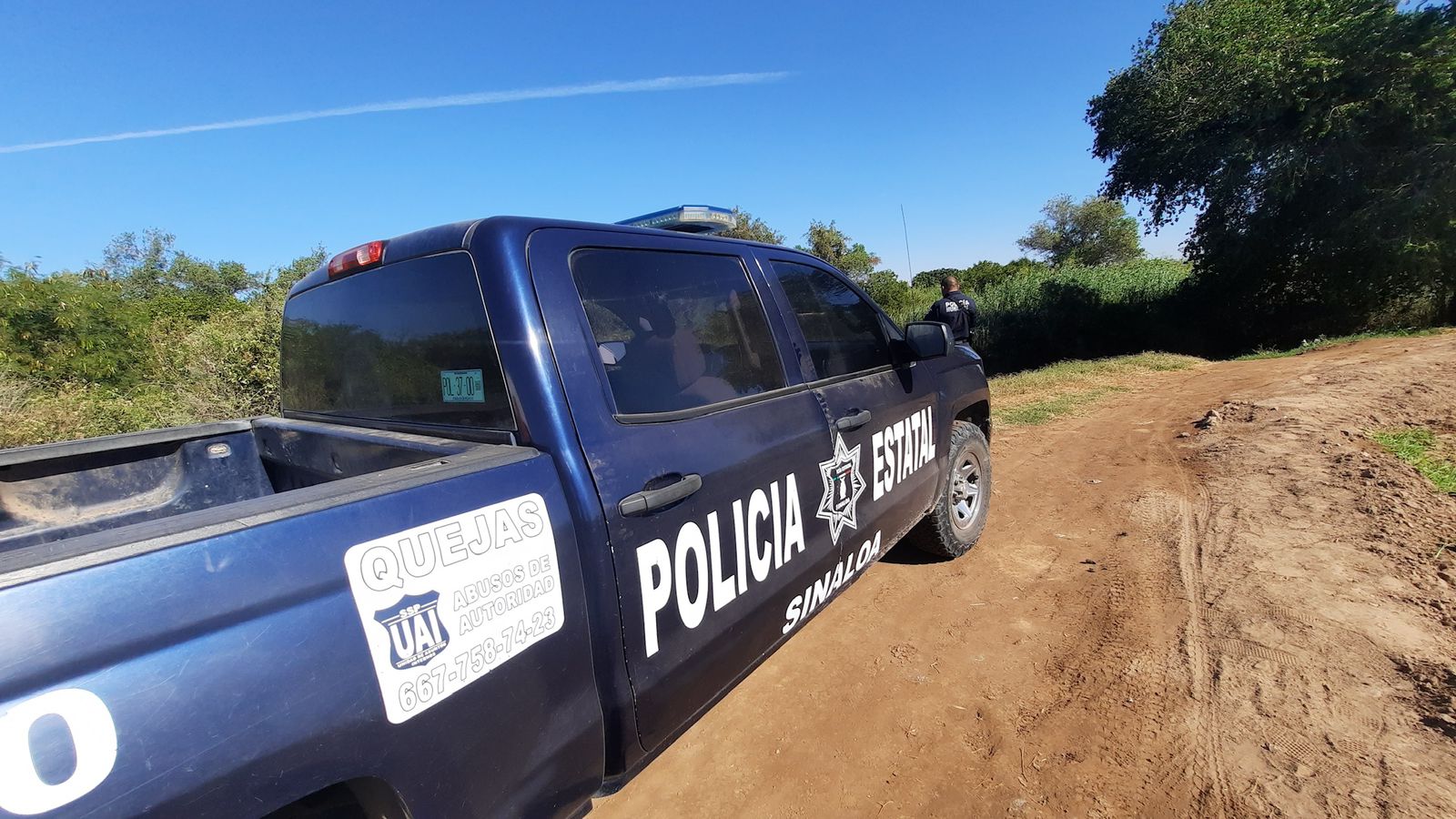 Reportan la muerte de dos jóvenes tras volcadura en Sinaloa de Leyva