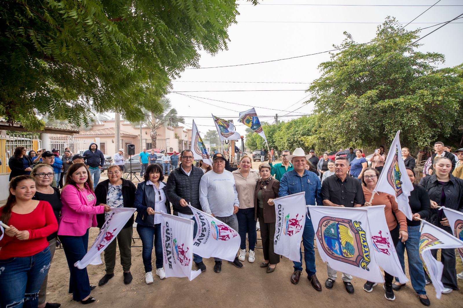 pavimentación en las sindicaturas de Benito Juárez y la trinidad
