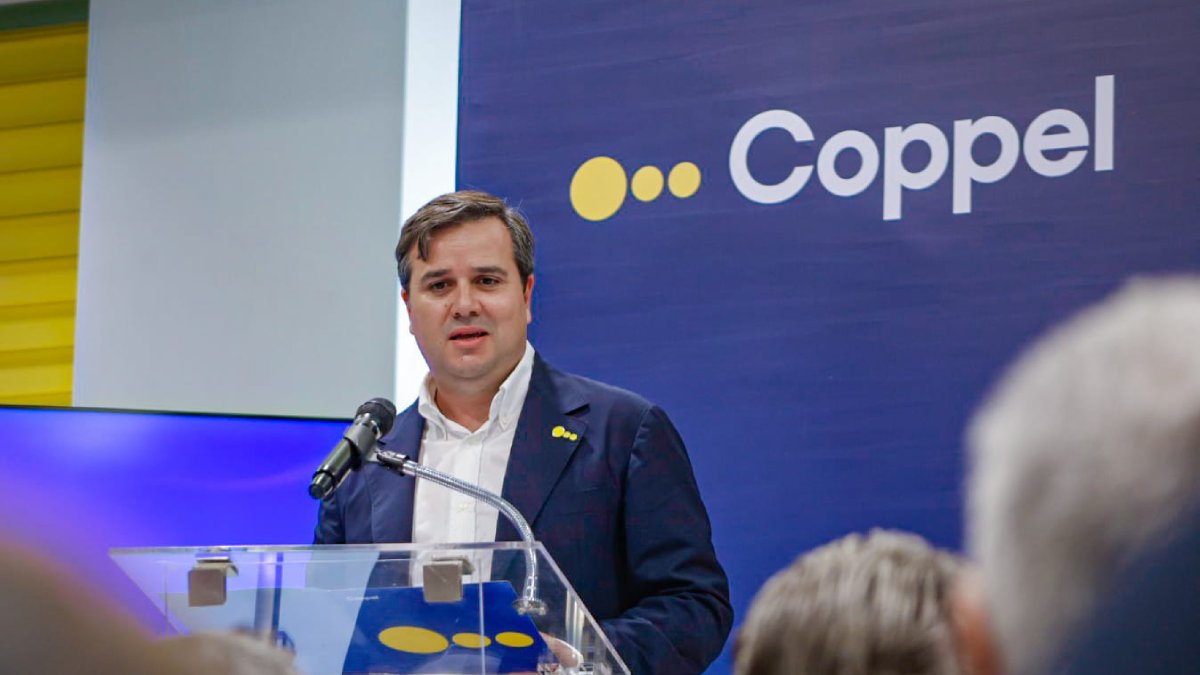 pedro godinez gerente regional de las tiendas en culiacan