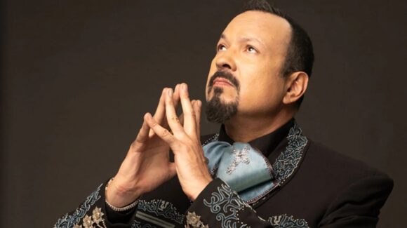 Pepe Aguilar podría debutar como coach en la nueva temporada de La Voz México