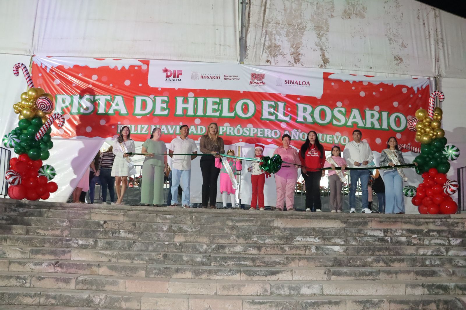 Pista de hielo en El Rosario, Sinaloa