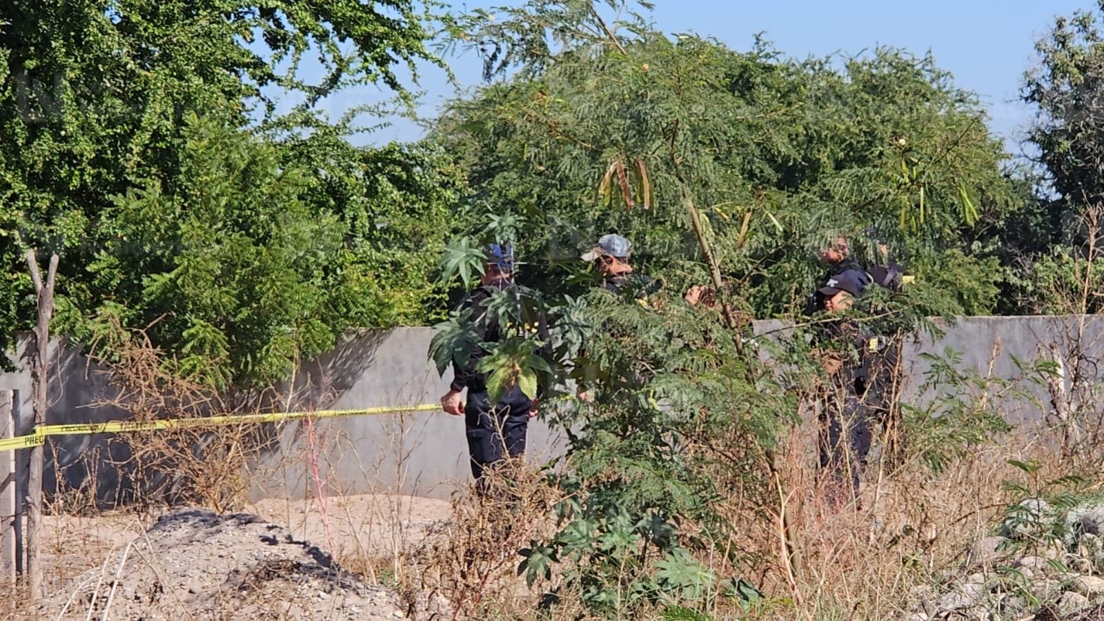 Agentes de la policía de investigación de la FGE