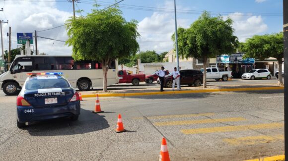 Analiza alcaldesa cursos de sensibilización para agentes viales ante aumento de movilidad decembrina, en Guasave, Sinaloa