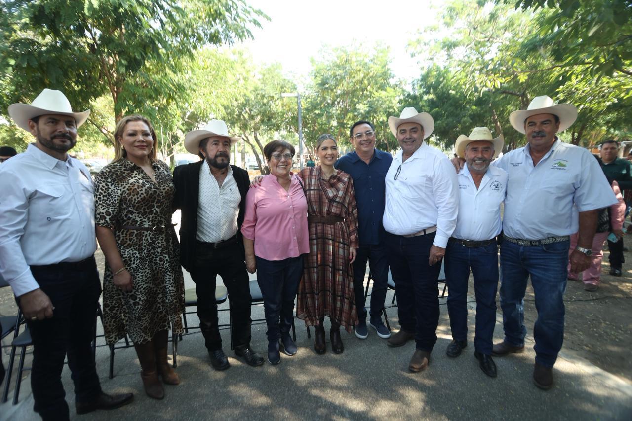 primer tianguis ganadero de Mazatlán