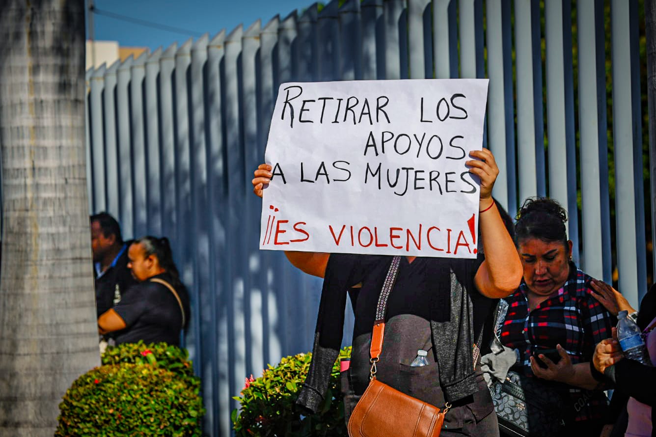 productores toman el congreso del estado