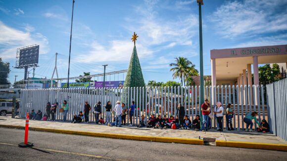 Productores del MORUT toman Congreso del Estado; piden presupuesto para programas de apoyo eliminados