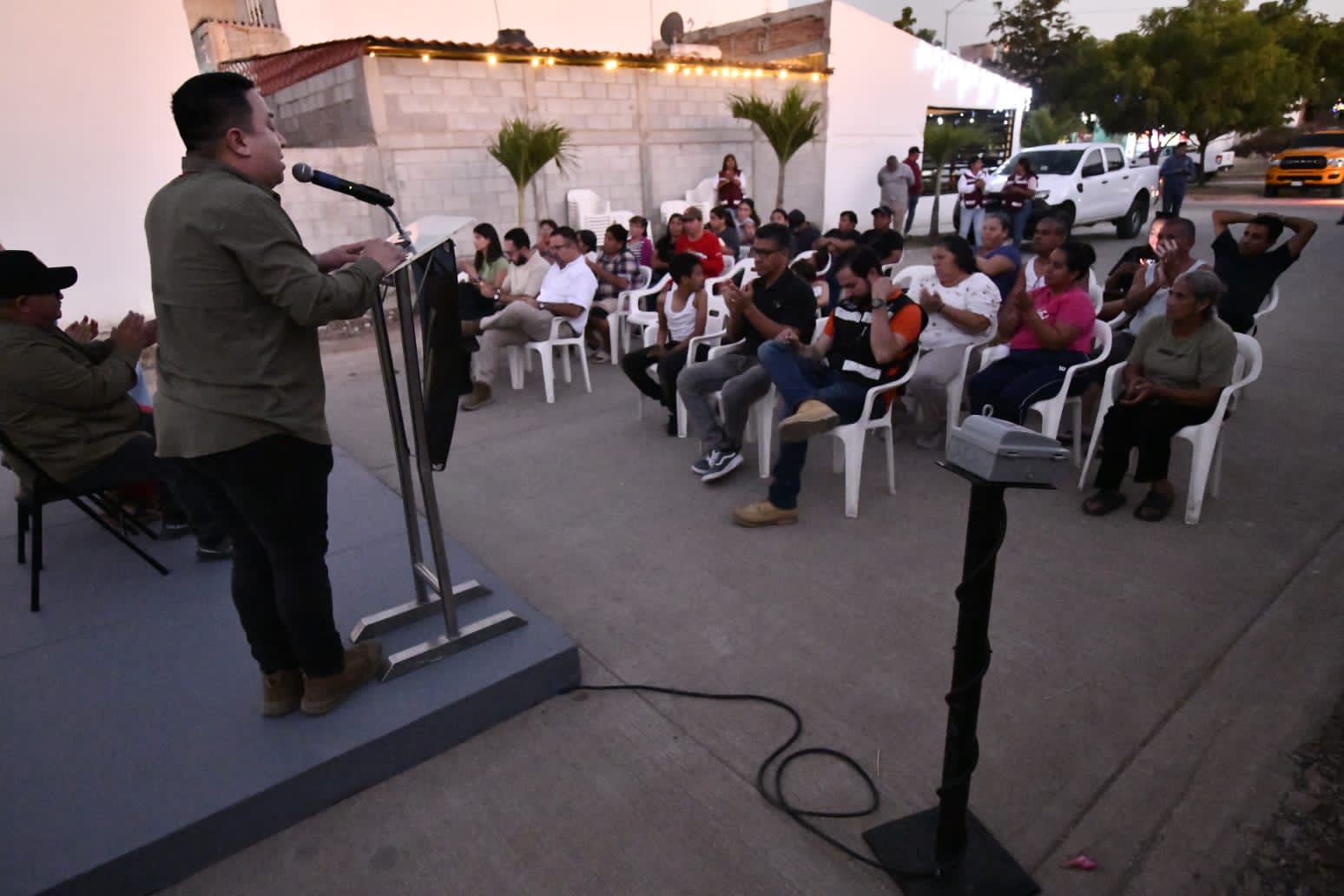 Programa "Mazatlán Brilla" en el fraccionamiento Tabachines