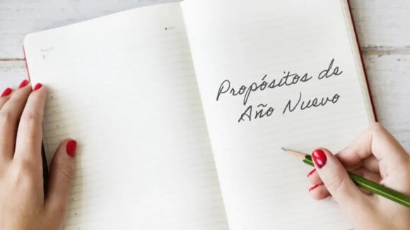 ¿Ya tienes tus propósitos de Año Nuevo? Aprende cómo cumplirlos y ‘no morir’ en el intento