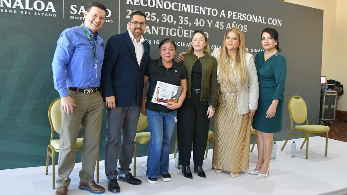 reconoce gobierno de sinaloa a trabajadores de salud reconocen
