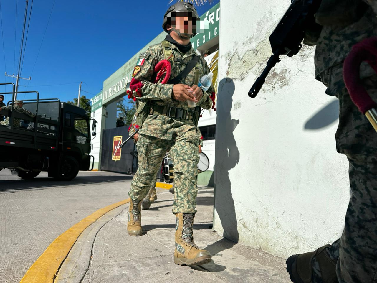 Refuerzan seguridad en la Tercera Región Militar de Mazatlán por visita de Trevilla Trejo