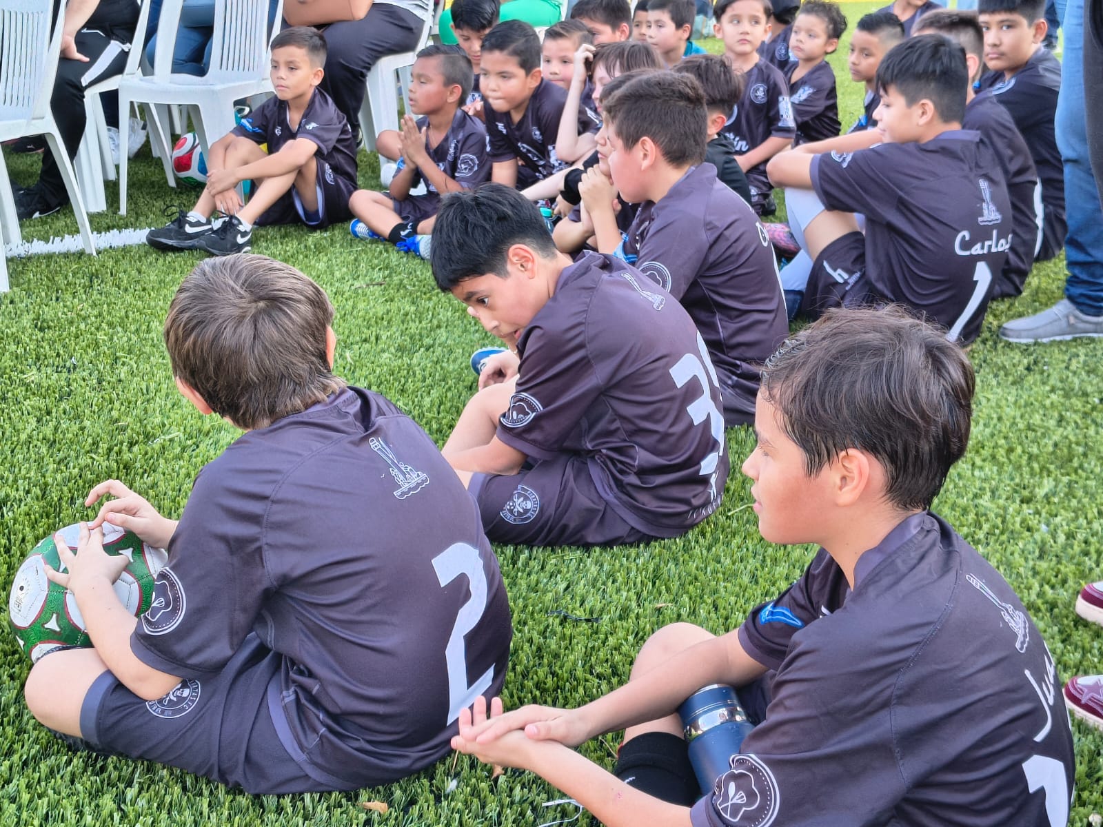 Rehabilitan cancha de futbol 7 en Mazatlán, Sinaloa